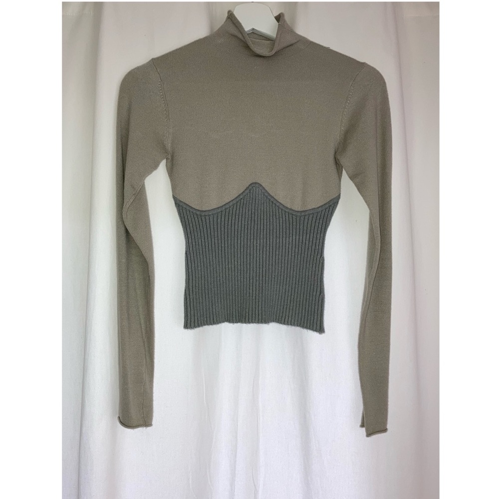 Zara Underwire effect Mock-neck Long-sleeve Top